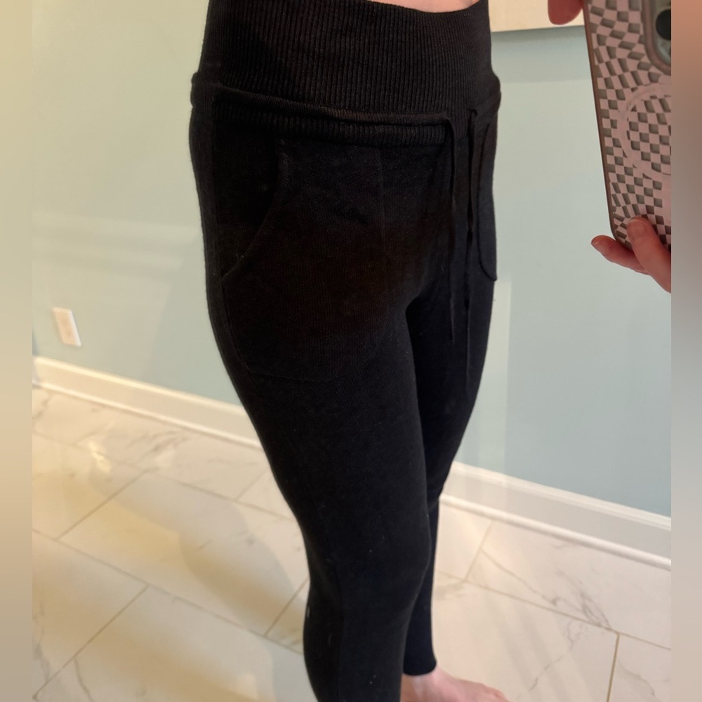 Lululemon Still Pant – Ribbed Knit Lounge Joggers – Black – Size 6-8 TALL RARE